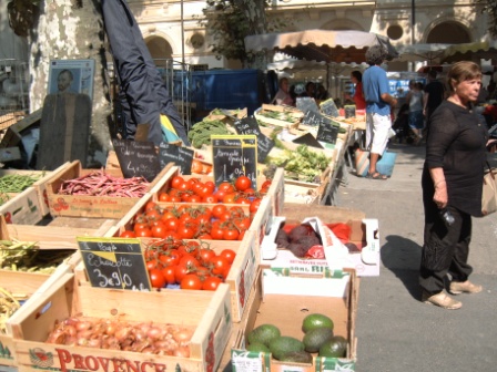 le march de saint remy de provence